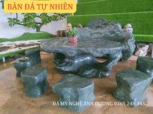 bàn ghế đá tự nhiên